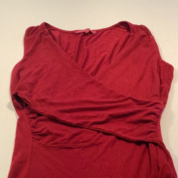 Sleeveless wrap top - Picture 5 of 7